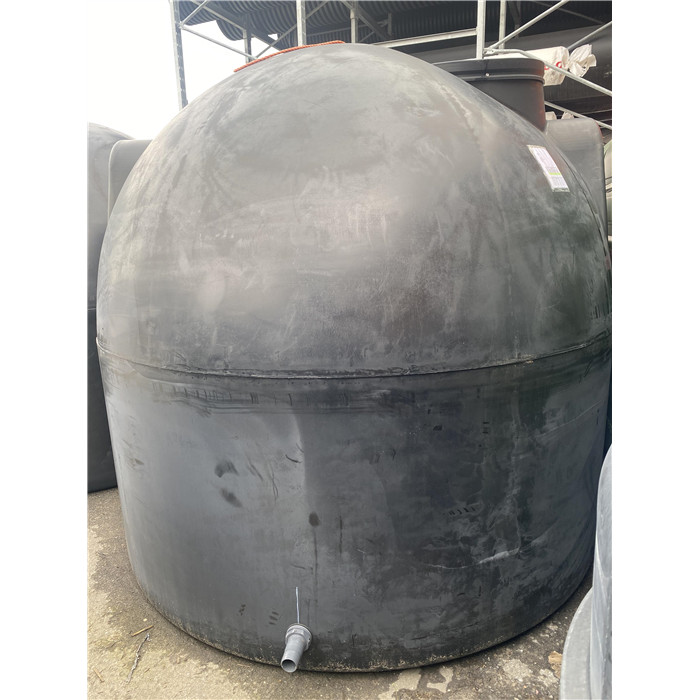 Citerne à eau de pluie 5000L piquage per Citerne à eau de pluie 5000L piquage per