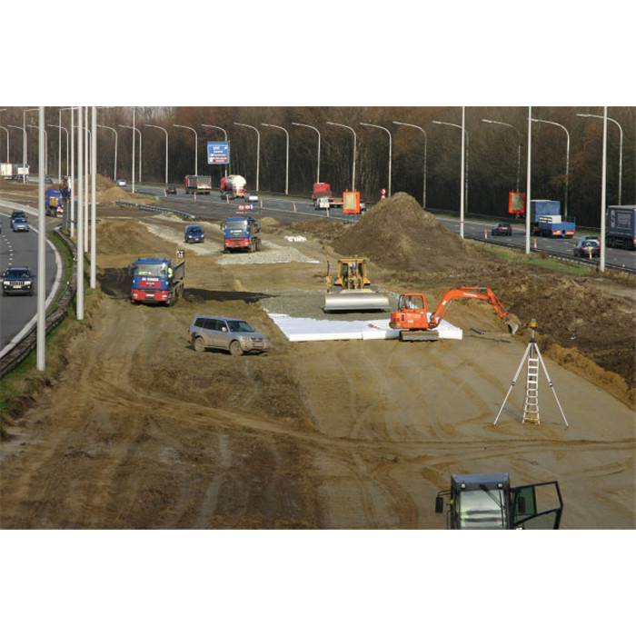 Geotextile non tissé 235g 5,25x100m NW20 Geotextile non tissé 235g 5,25x100m NW20